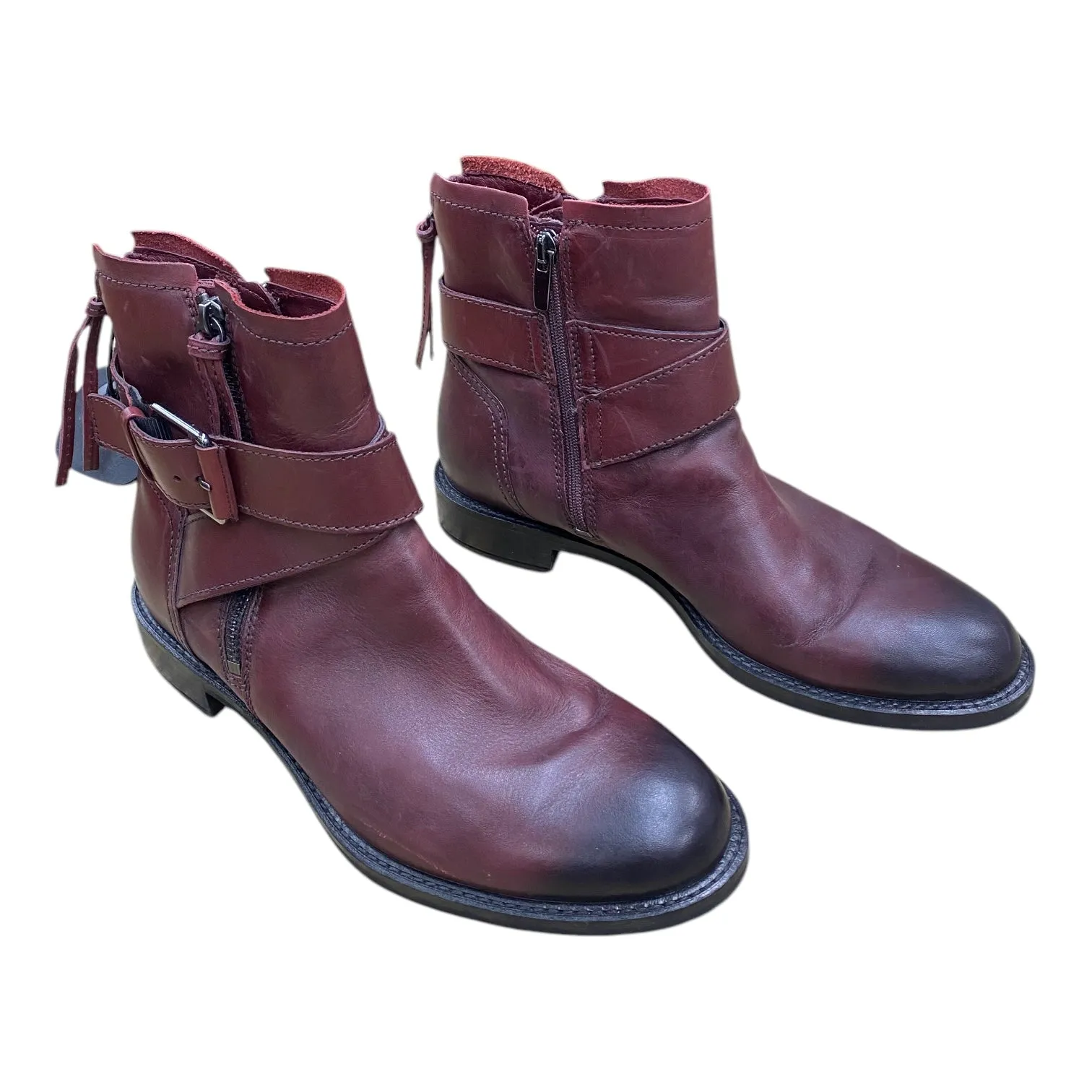 Boots Ankle Flats By Ecco In Maroon, Size: 8