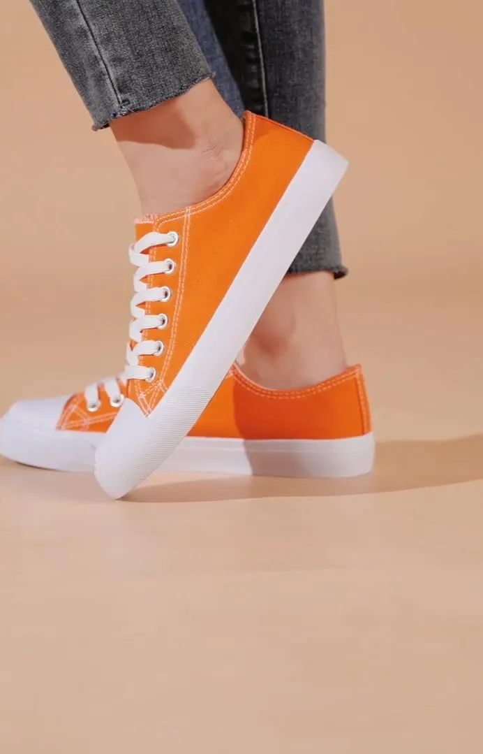 Canvas Shoes for Women Casual Low Top Sneakers Fashion Womens Tennis Shoes for Everyday Wear