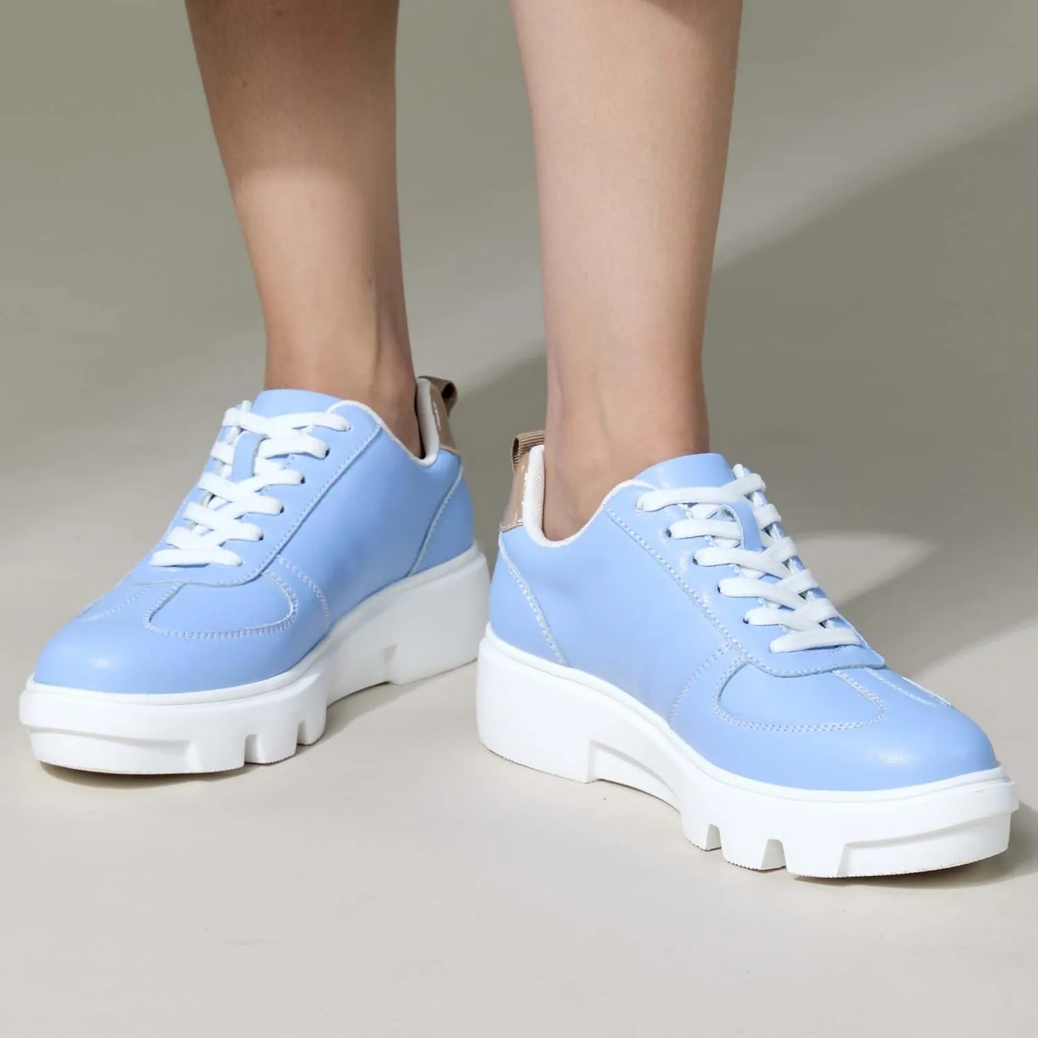 Casual Walking, Minimalist Style, Lace Up Women's Student Shoes, Comfortable and Non Slip for Women, Outdoor Sports Style