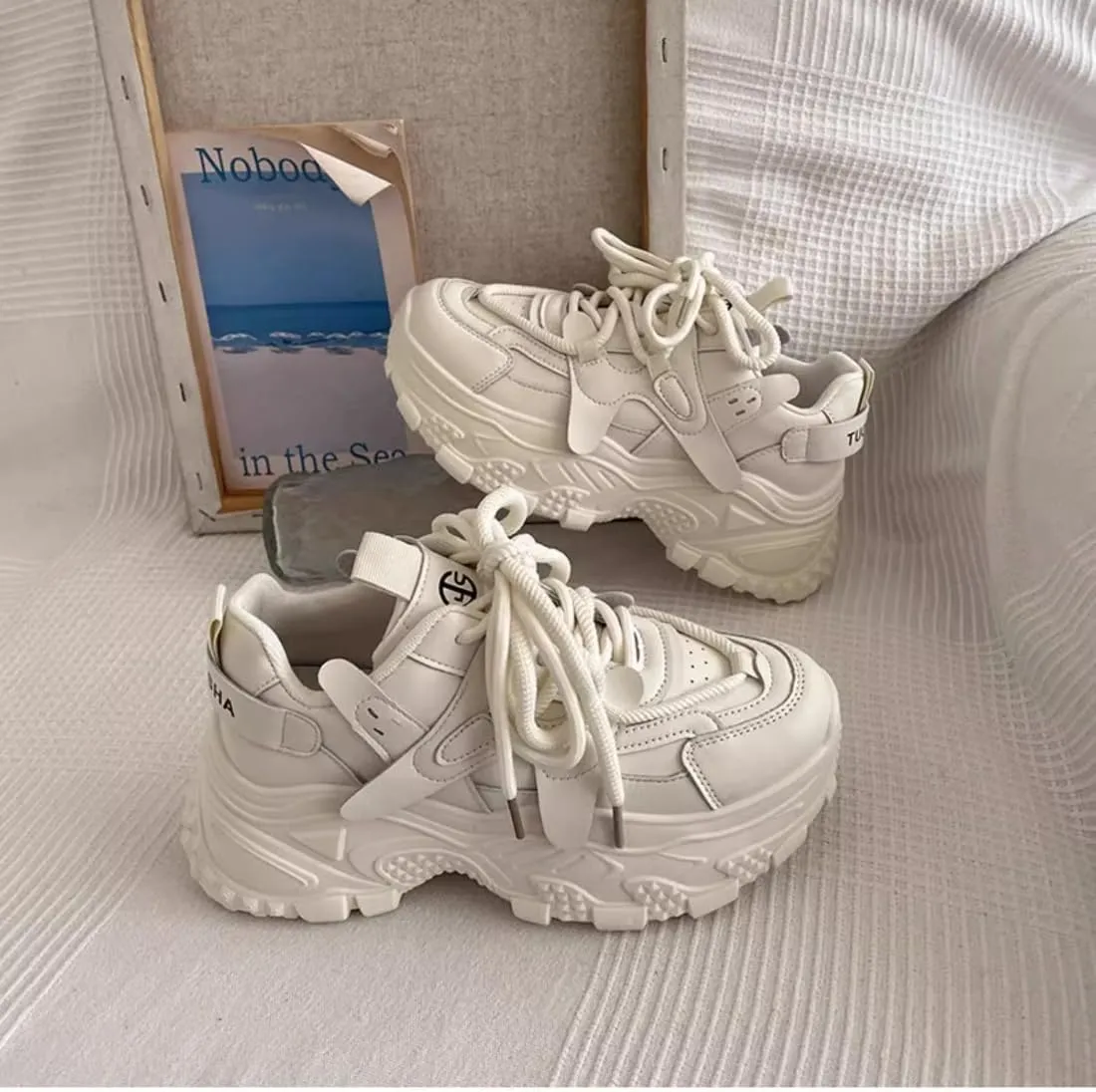 Chunky Sneakers for Women Height-Increasing Platform Casual Dad Shoes Comfortable Wedge Walking Sport Sneakers