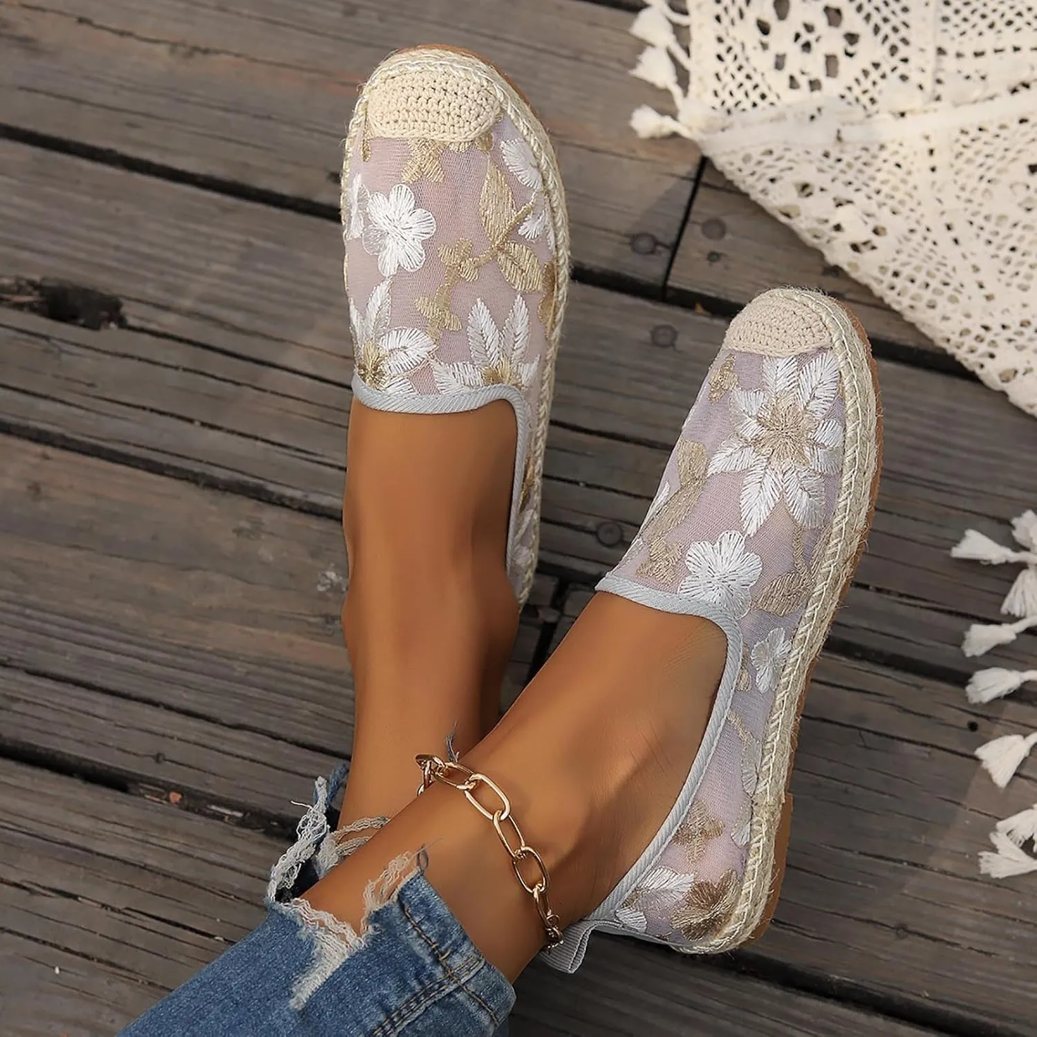 Espadrille Loafers Women Mesh Embroidered Floral Closed Toe Classic Casual Shoes Party Bridal Shoes Summer Dress Sandals