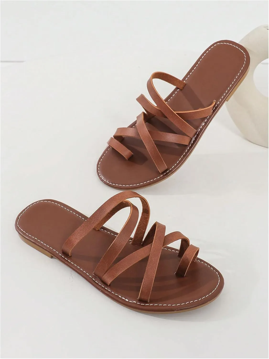 GORGLITTER Women's Leather Toe Ring Strappy Sandals Dressy Cute Crossed Slip on Slides Summer Beach Flat Sandals