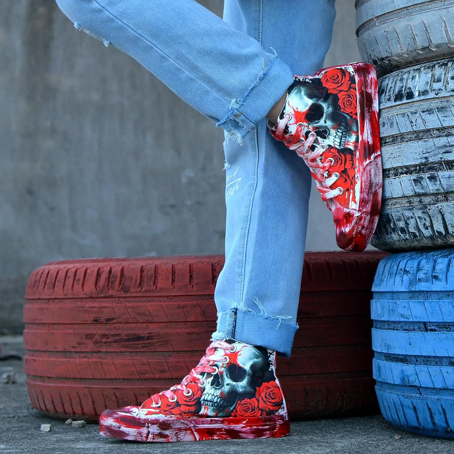 Gothic Skull Shoes for Women Fashion Sneakers Men's Hand-Painted Graffiti Shoes Punk Cosplay Hip Hop Teen Boys Girls Student Casual Walking Streetwear