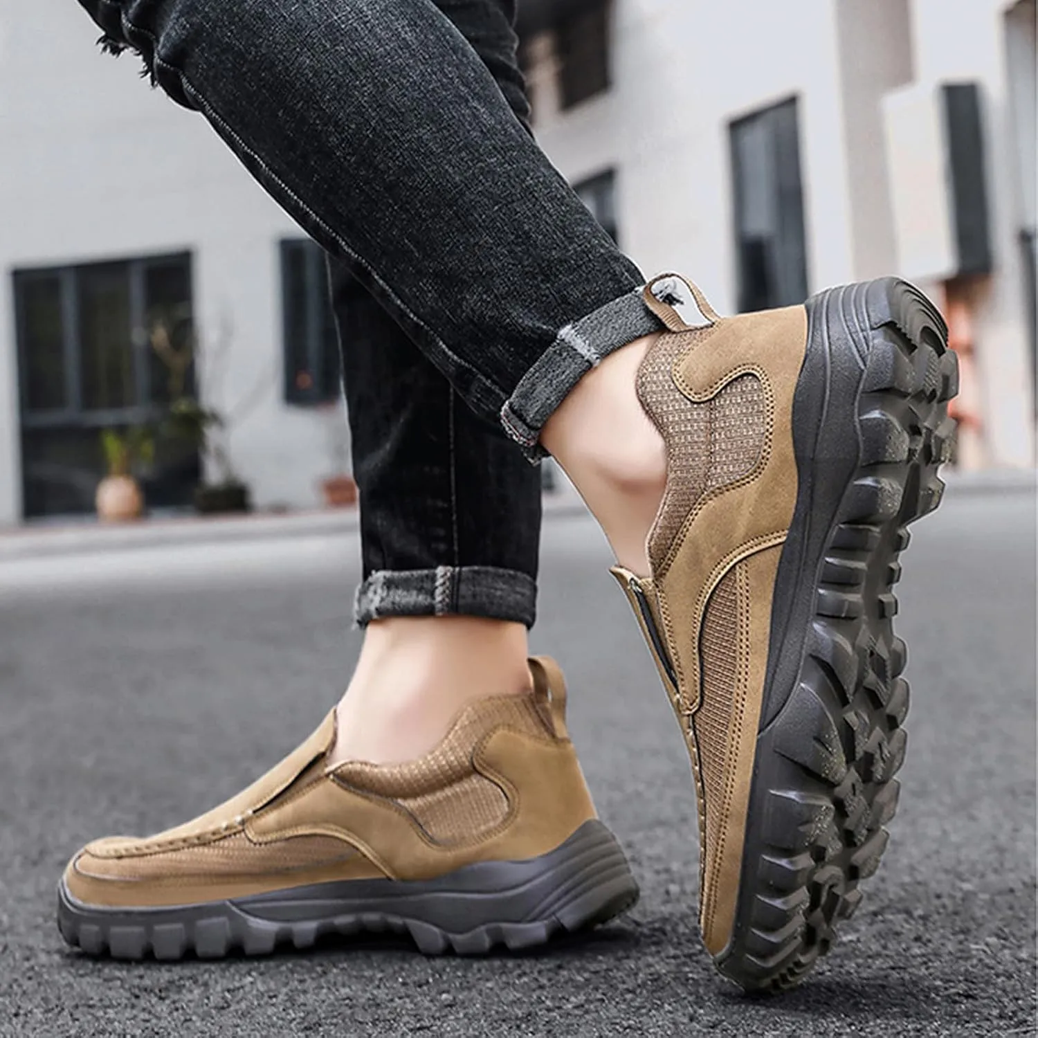 Men's Casual Slip-On Platform Loafers Comfortable Round Toe with Arch Support Lightweight Anti-Slip Lug Sole Fashion Sneakers Suitable for Walking, Working, Driving, Etc.