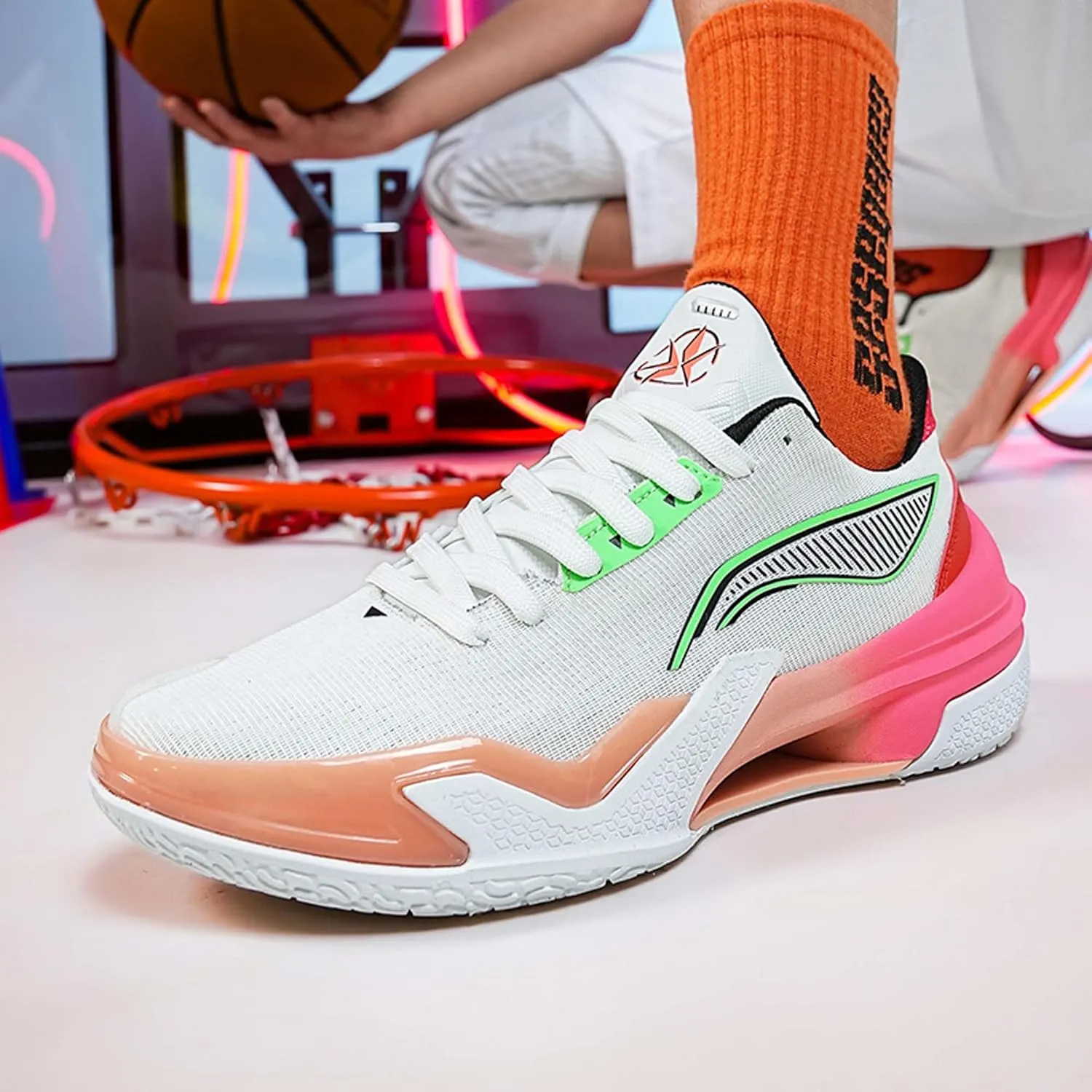Men's Lace-up Basketball Shoes Anti-Slip Breathable Running Shoes Women's High Top Basketball Shoes Youth Outdoor Sports Basketball Shoes Fashion Sneakers