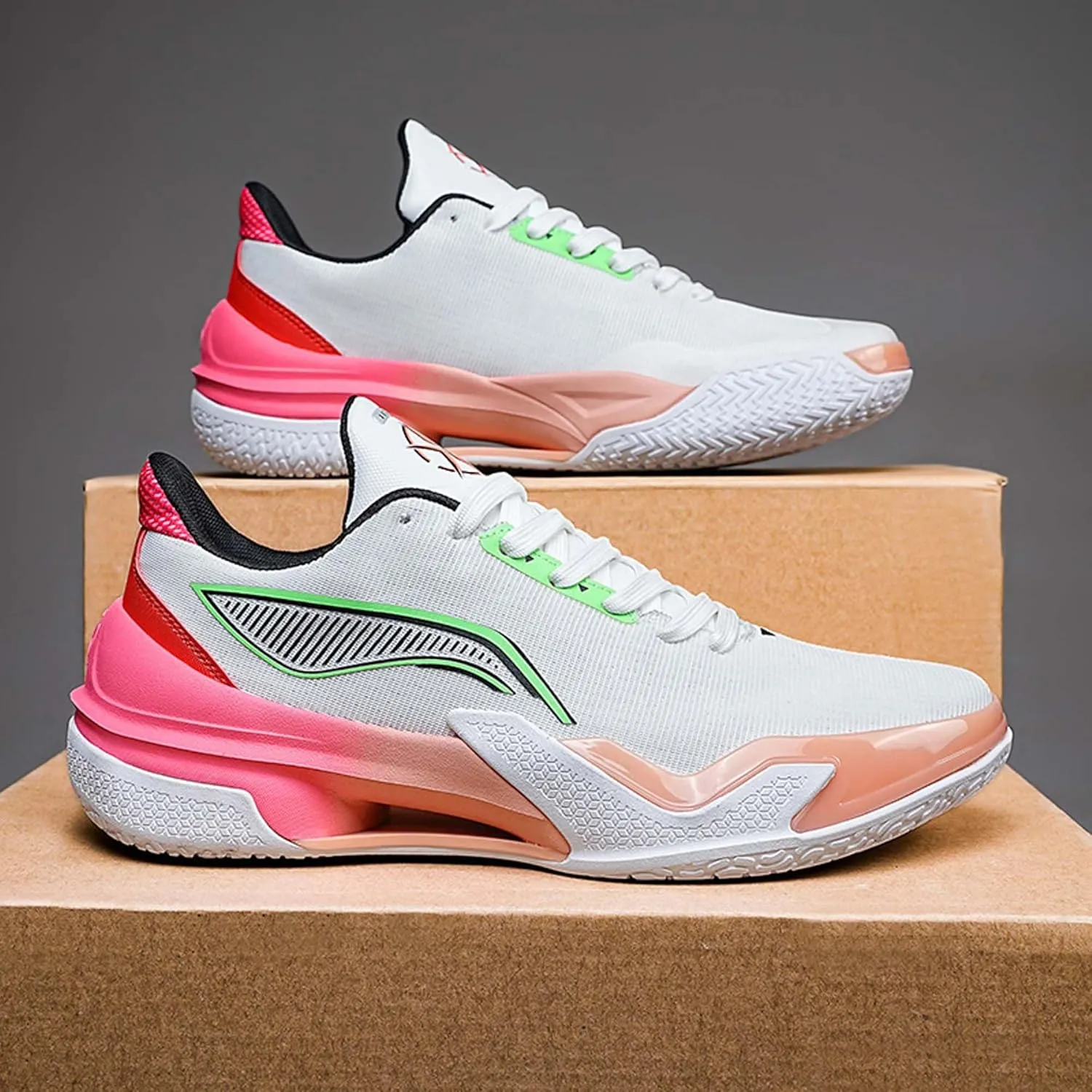 Men's Lace-up Basketball Shoes Anti-Slip Breathable Running Shoes Women's High Top Basketball Shoes Youth Outdoor Sports Basketball Shoes Fashion Sneakers