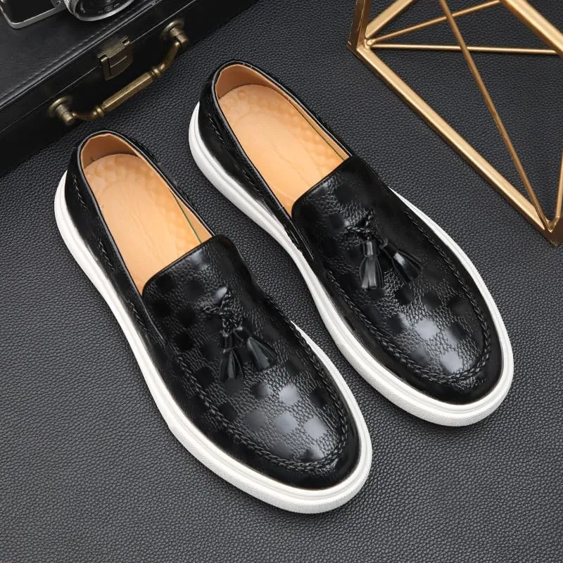 Men's Plaid Pattern Leather Slip On Tassel Loafers Fashion Round Toe Low Top Non-Slip Business Casual Shoes
