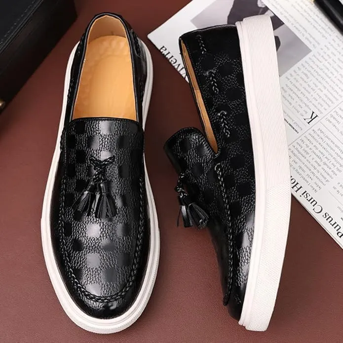 Men's Plaid Pattern Leather Slip On Tassel Loafers Fashion Round Toe Low Top Non-Slip Business Casual Shoes