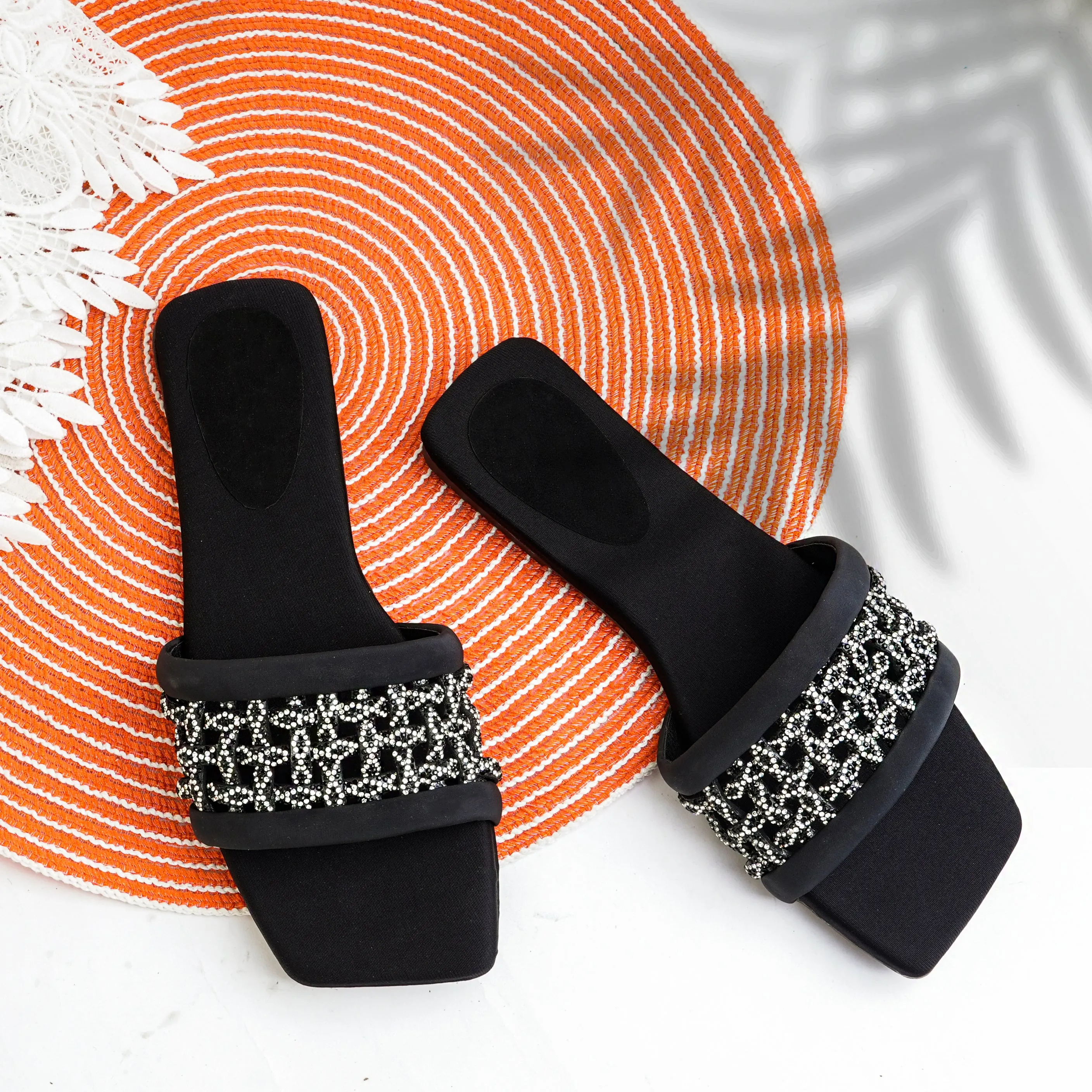 Midnight Spark Flat - Black