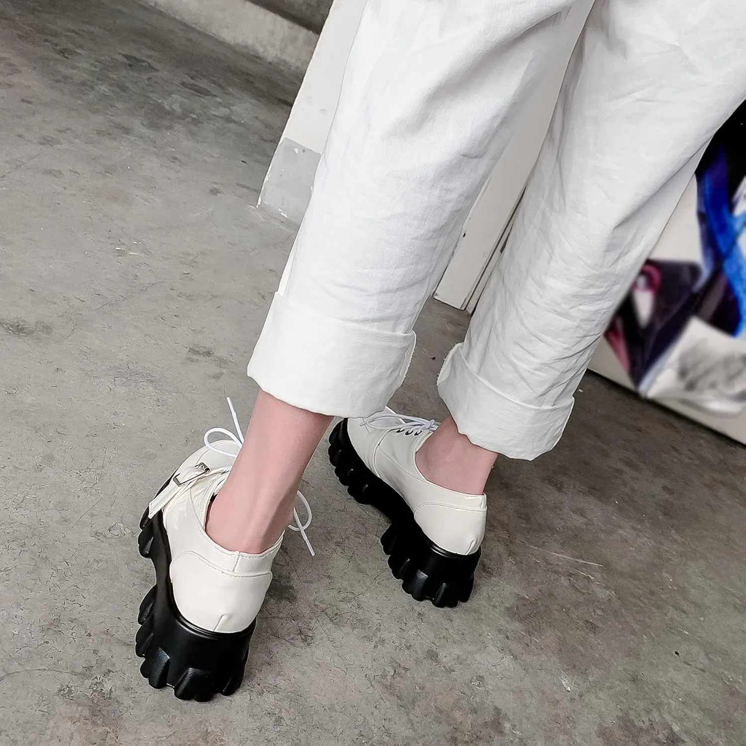 SEIFIN Gothic Lug Sole Oxfords for Women Patent Leather Chunky Heels Platform Pumps Height Increase Lace Up Shoes with Buckled