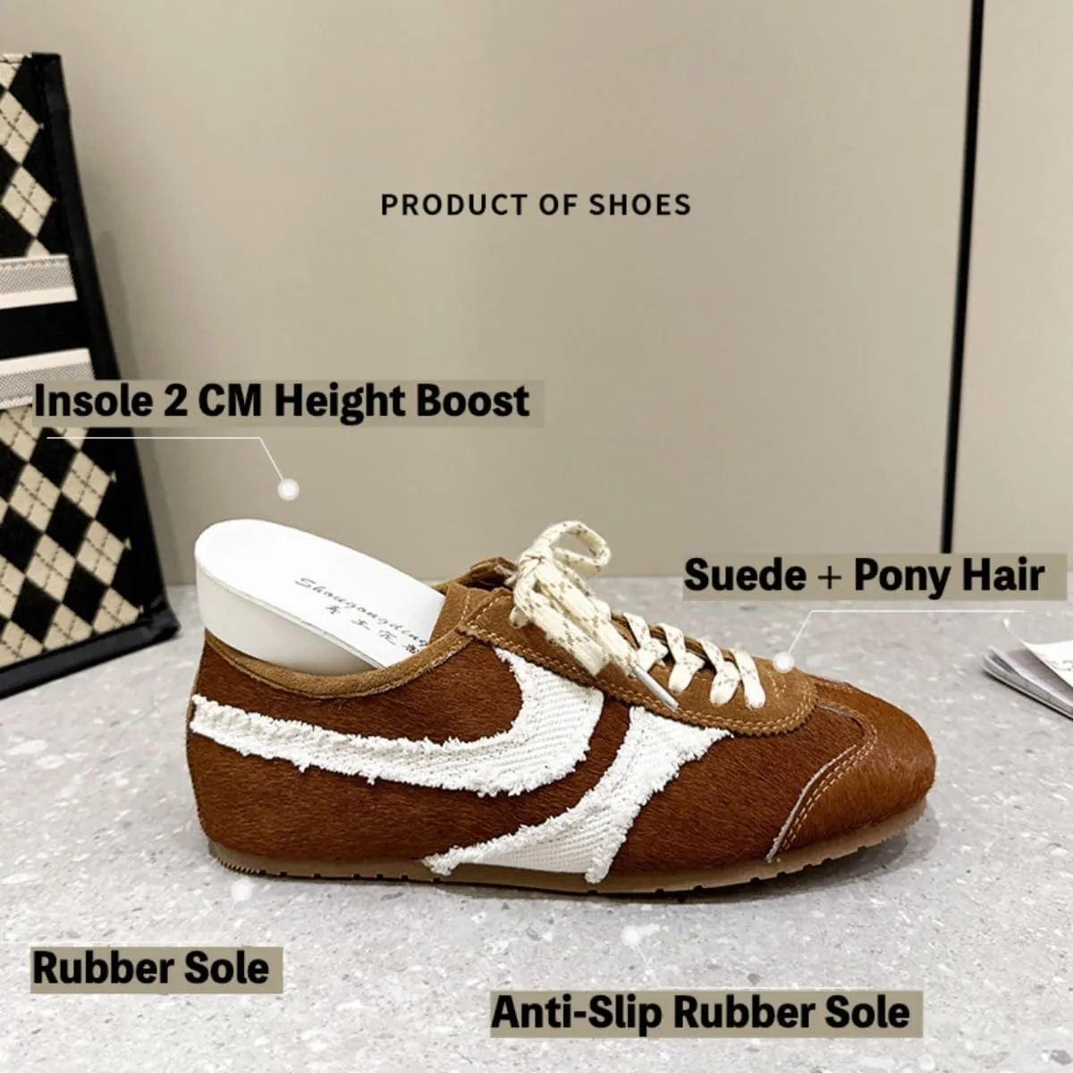 Women's Retro Cowhide Sneakers – Chunky Lace-Up Casual Shoes with Anti-Wear Sole, Vintage Round Toe Walking Trainers, Animal Print Pony Hair Mixed Material Design