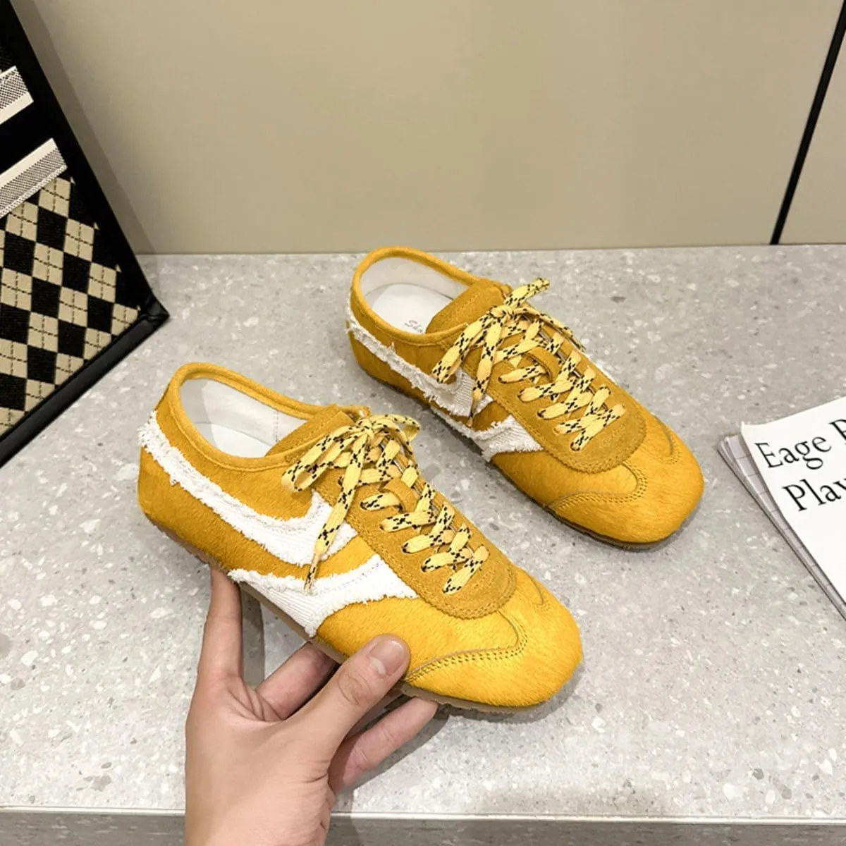 Women's Retro Cowhide Sneakers – Chunky Lace-Up Casual Shoes with Anti-Wear Sole, Vintage Round Toe Walking Trainers, Animal Print Pony Hair Mixed Material Design
