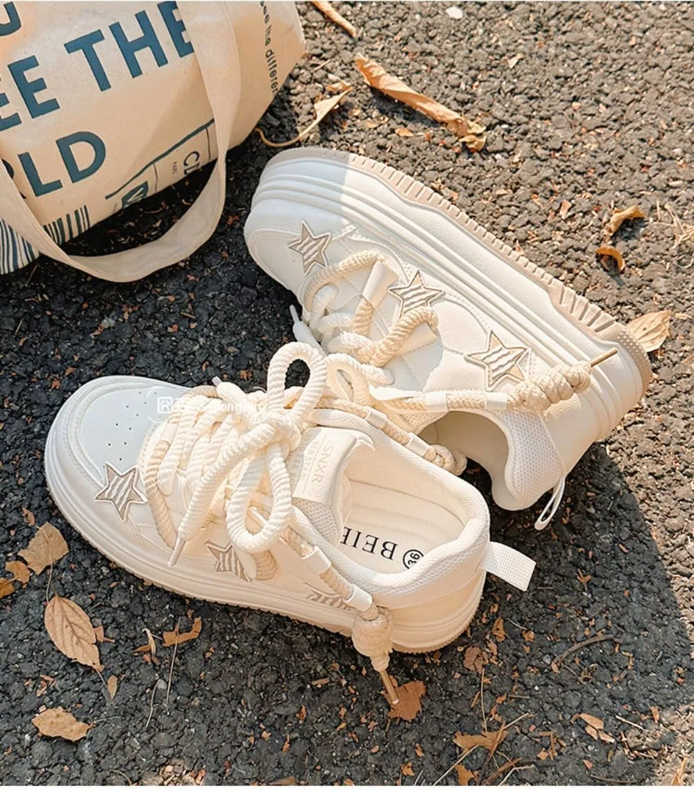 Y2K Korean Chunky Star Creamy Sneakers, Kawaii Anime Beige & White, Breathable Shoes for Women, Ins Outfit for Students Travel, Trendy Gift for Daughter